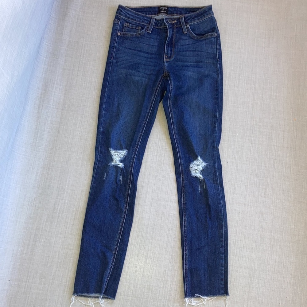 Just black size 24 distressed mid rise, skinny jeans